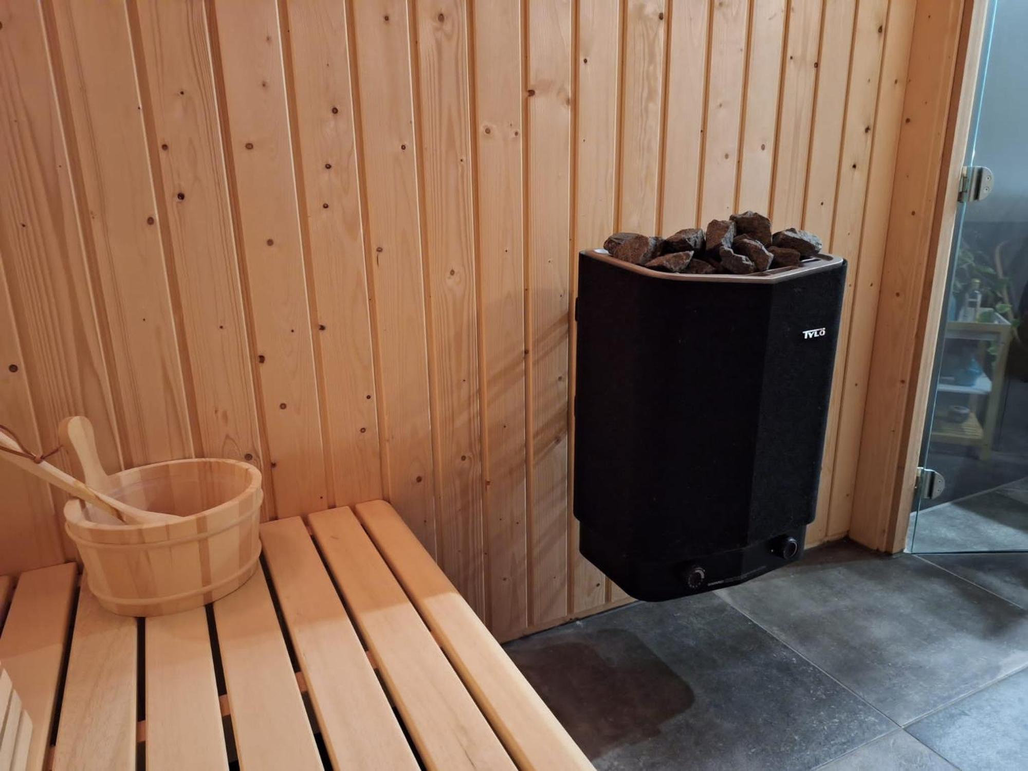 Loft De Hooizolder Met Sauna Bij Te Boeken Gees Eksteriør bilde