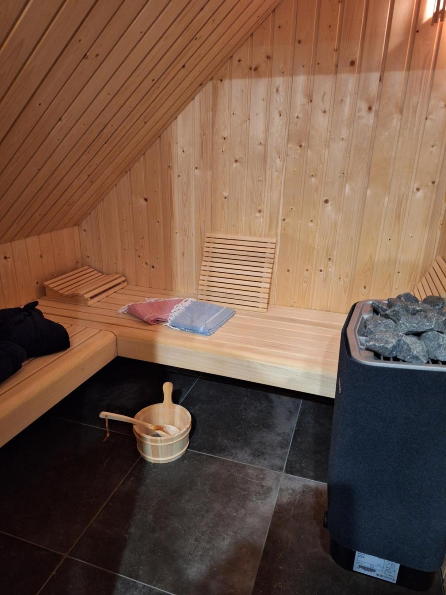 Loft De Hooizolder Met Sauna Bij Te Boeken Gees Eksteriør bilde